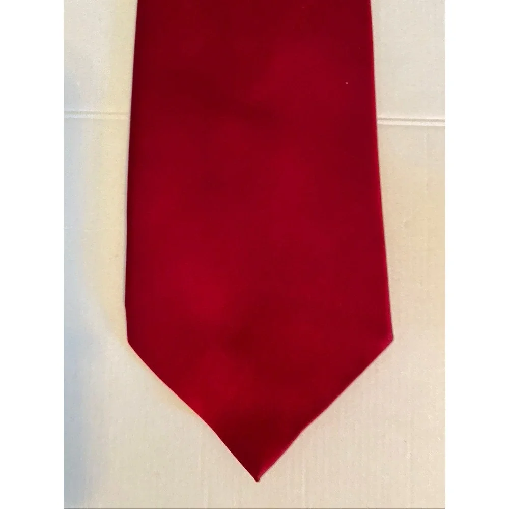 Boston Traders Mens Red Silk Necktie Solid Classic Formal Business Tie